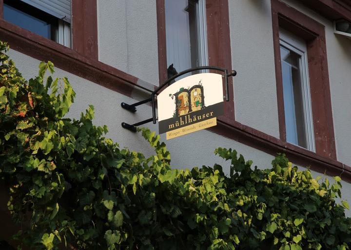 Weingut - Weinstube - Gästehaus Mühlhäuser